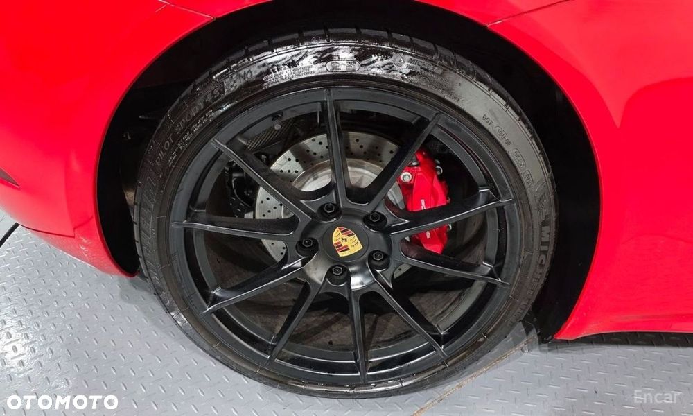 Porsche 718 Cayman - 9