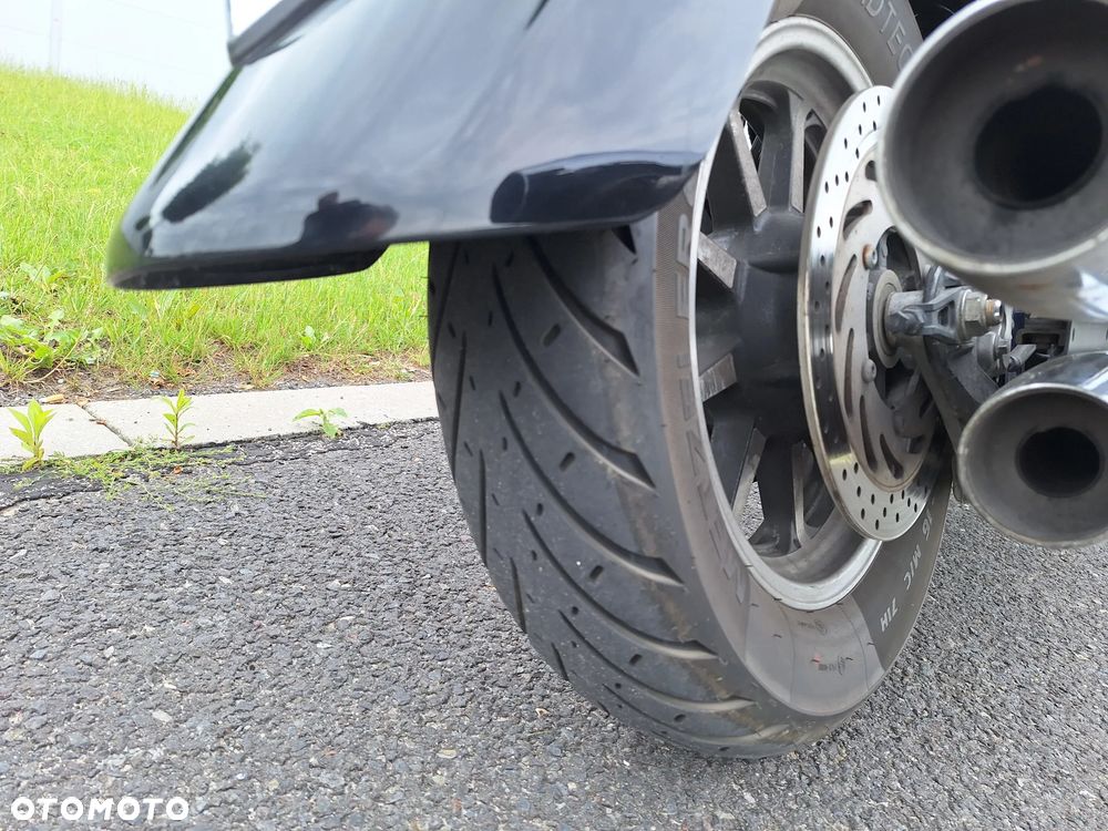 Yamaha Midnight Star - 4