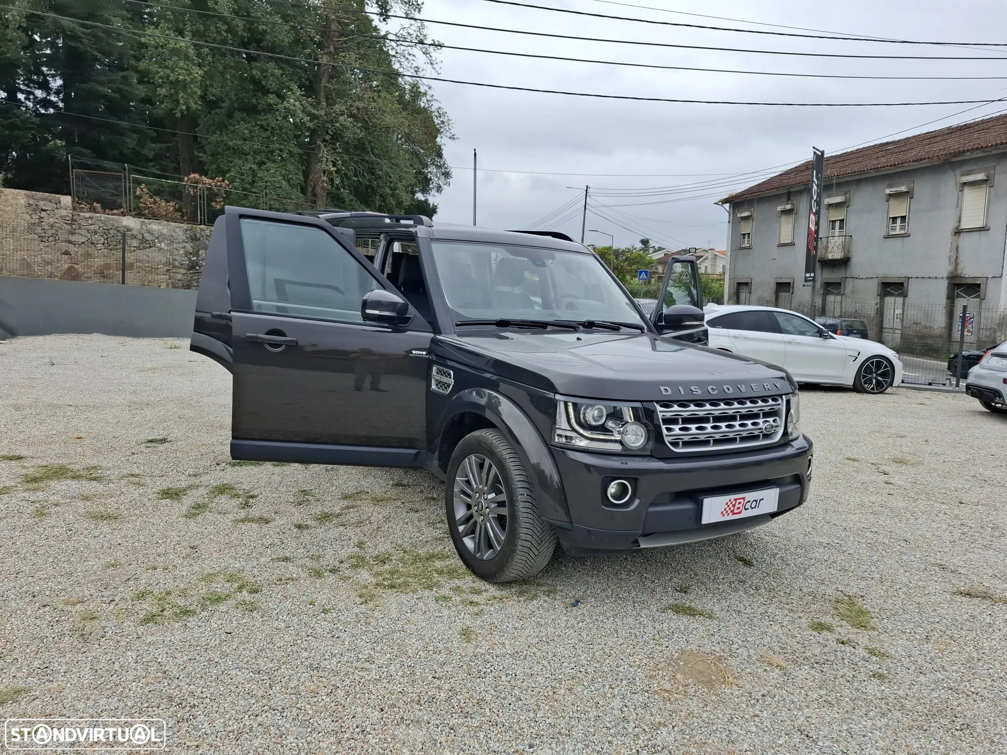 Land Rover Discovery SD V6 HSE - 18