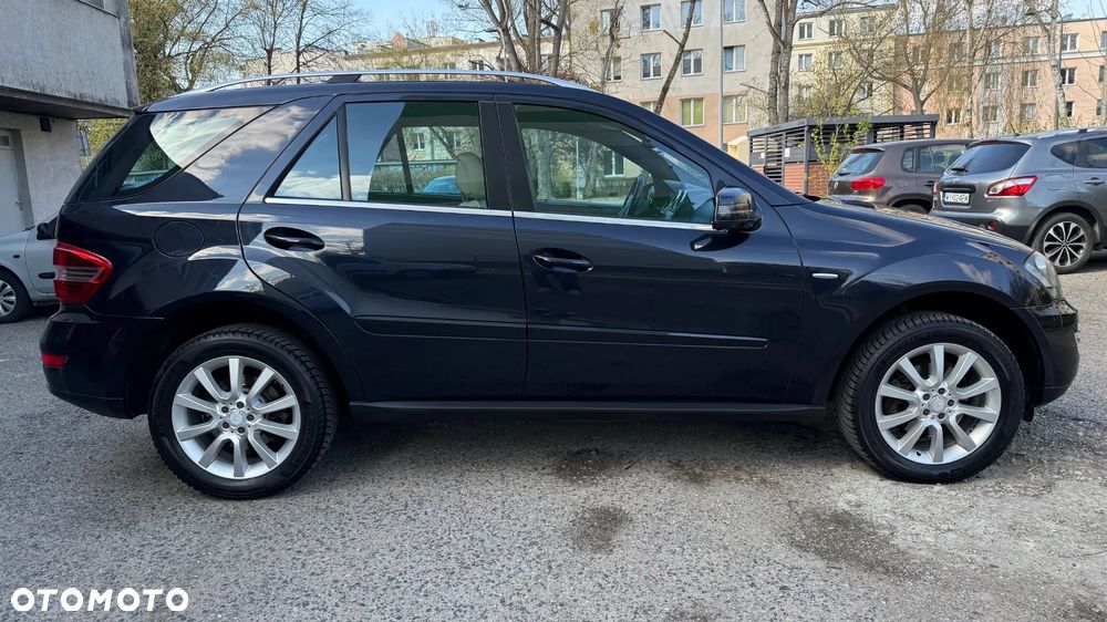 Mercedes-Benz ML 350 CDI 4Matic 7G-TRONIC DPF Grand Edition - 7