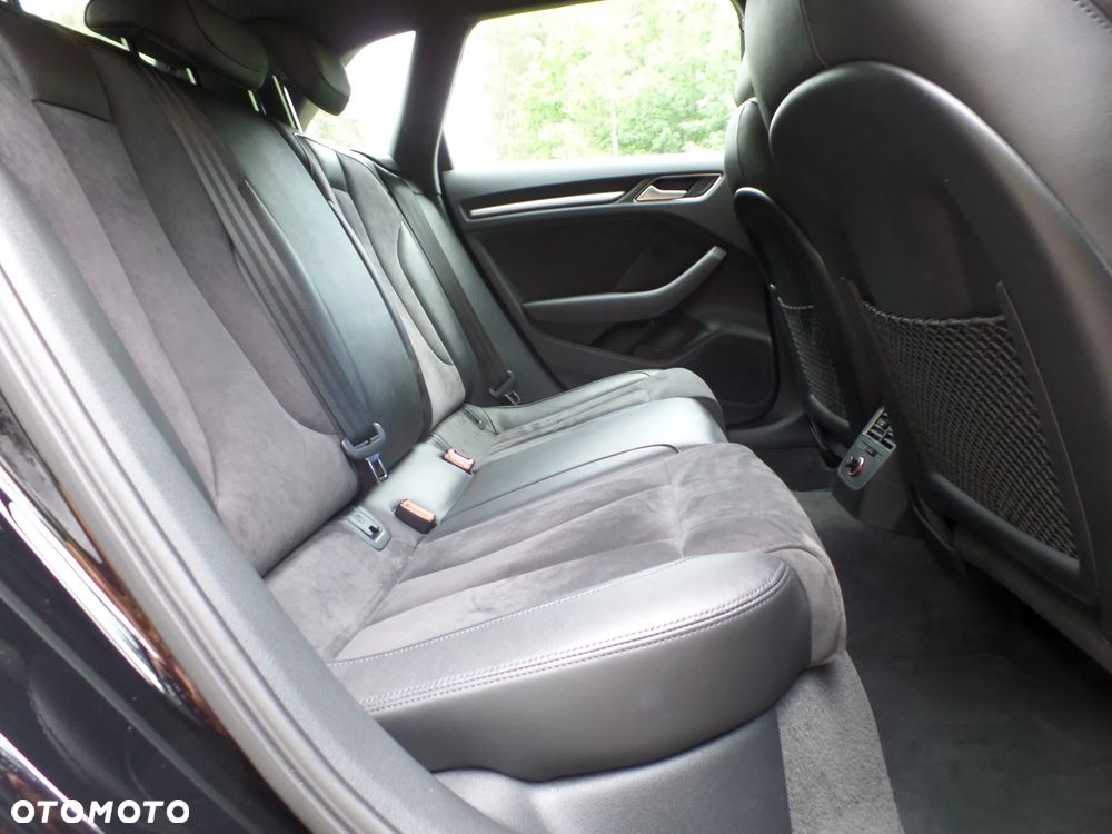 Audi A3 Sportback 2.0 TDI Ambiente - 29