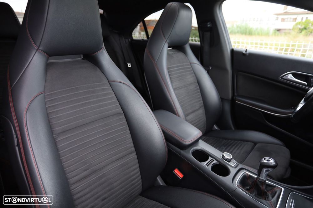 Mercedes-Benz CLA 200 - 19