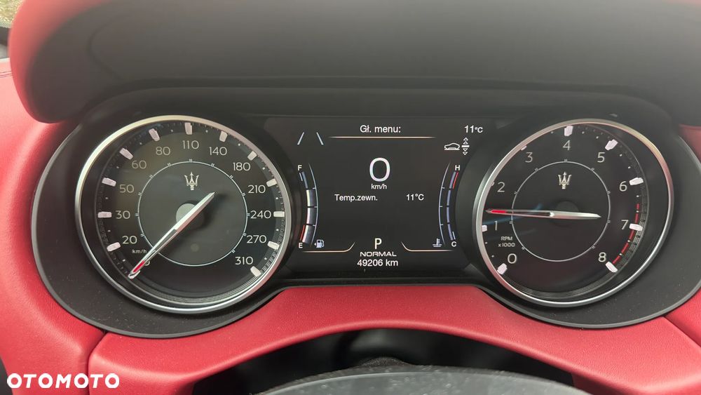 Maserati Levante Q4 Executive - 36