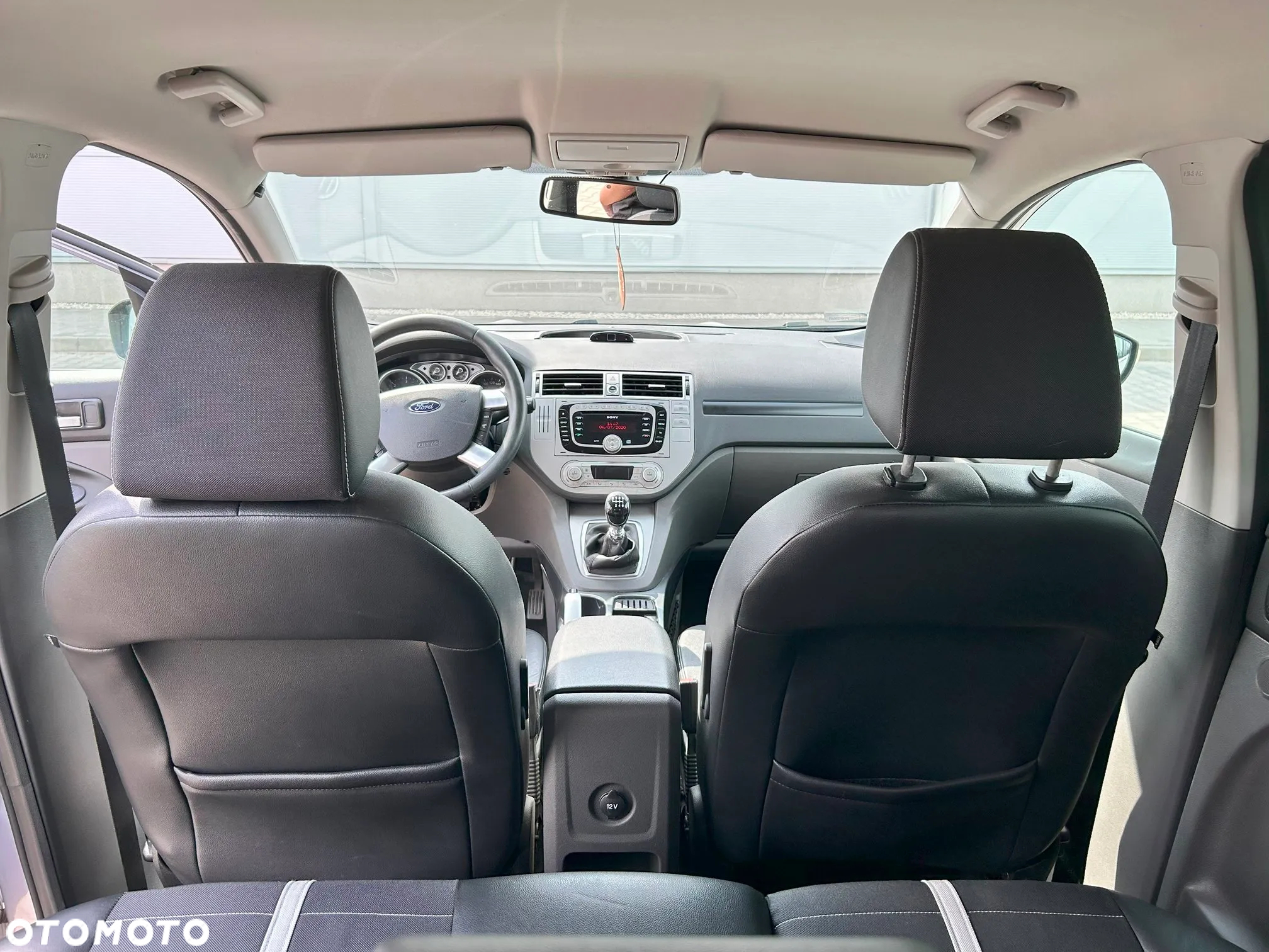 Ford Kuga - 24