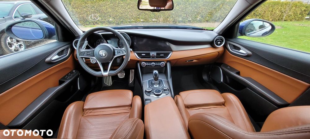 Alfa Romeo Giulia 2.0 Turbo TI Q4 - 6