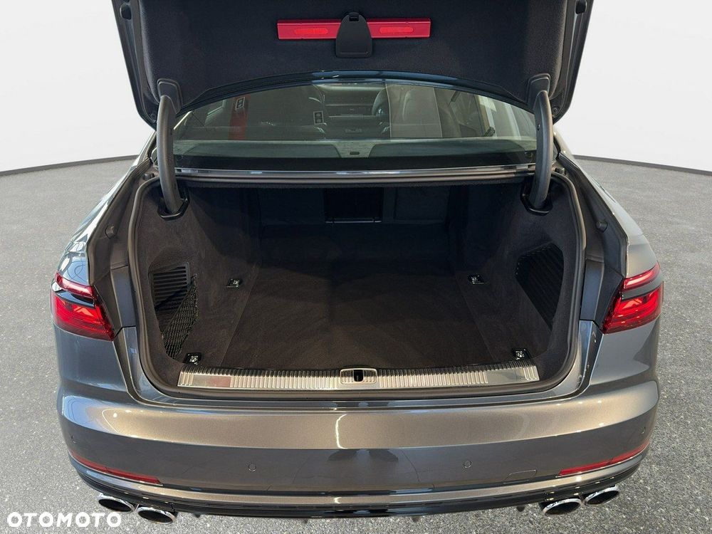 Audi S8 - 21