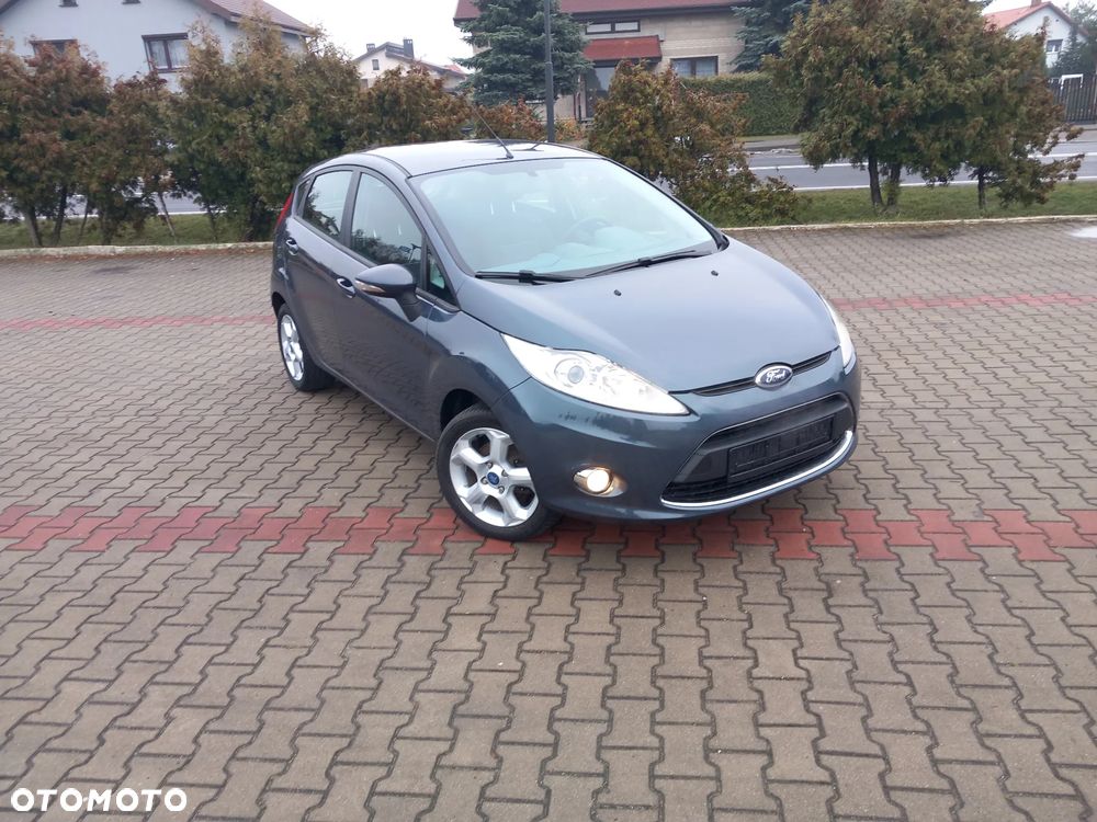 Ford Fiesta 1.25 Champions Edition - 13