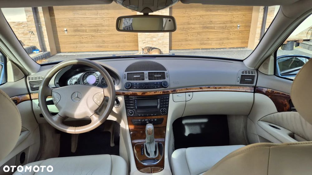 Mercedes-Benz Klasa E - 18
