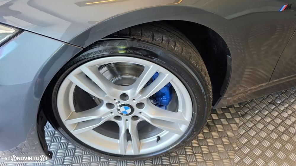 BMW 320 d Auto Pack M - 31