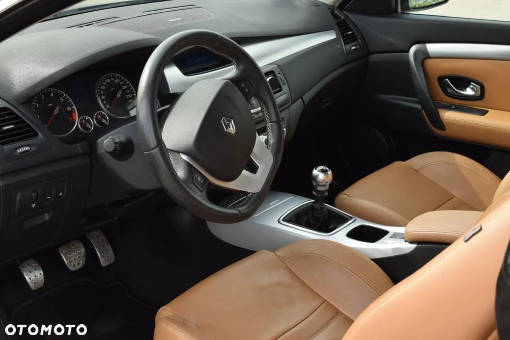 Renault Laguna 2.0T GT - 5