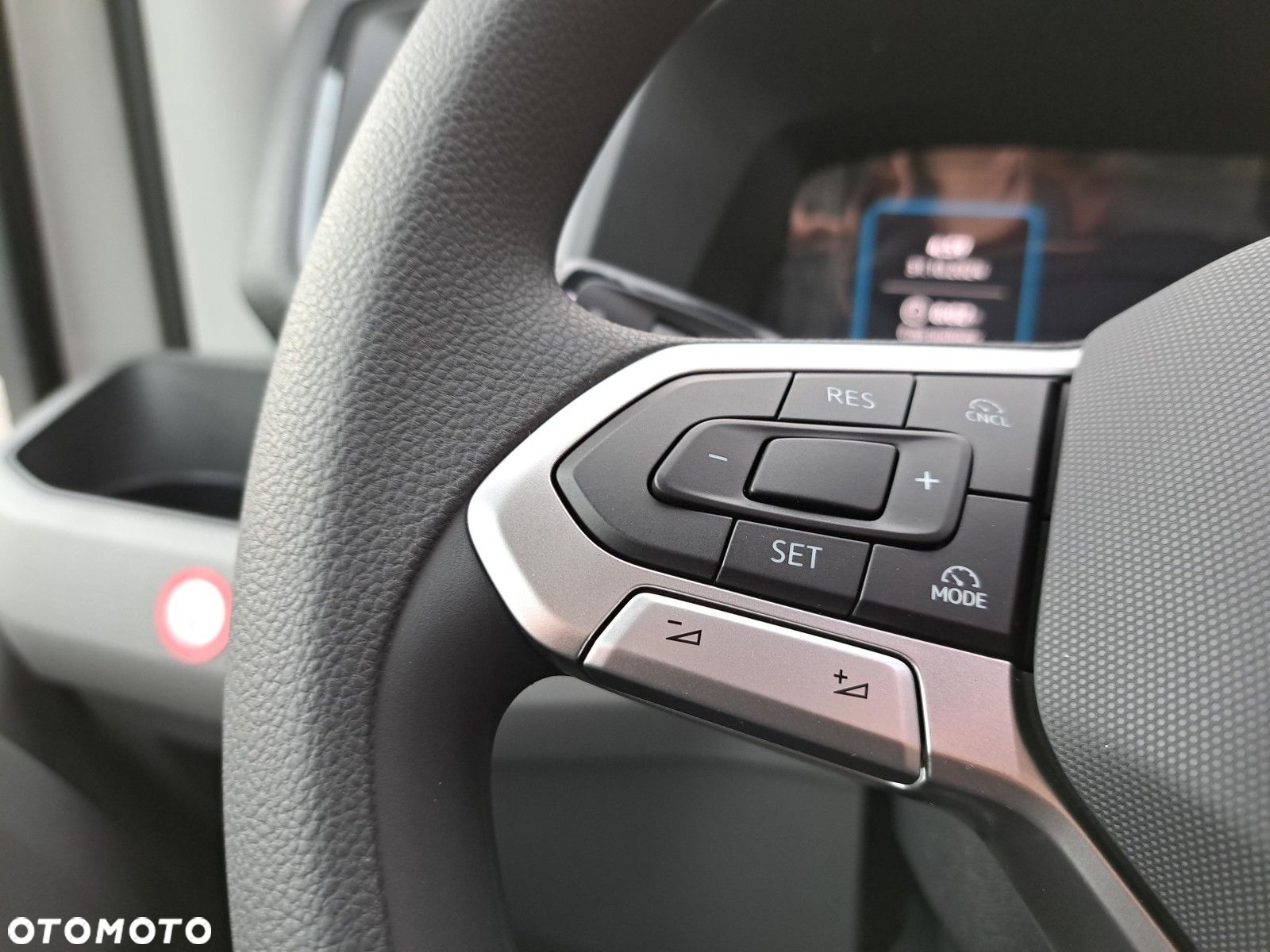 Volkswagen Crafter - 13