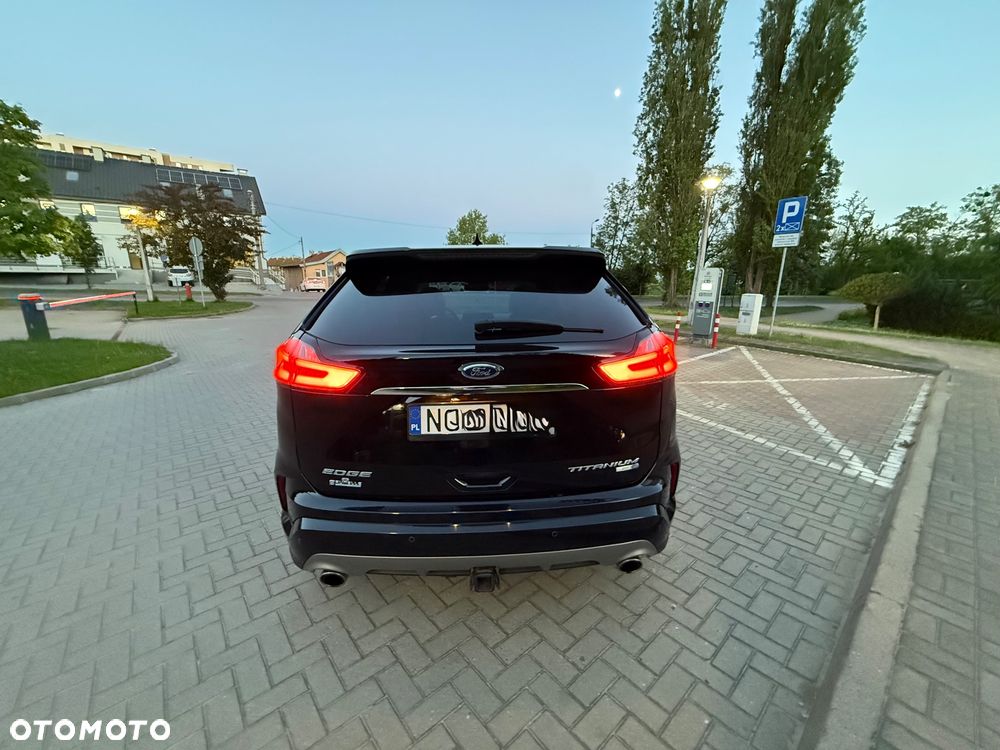Ford Edge - 11