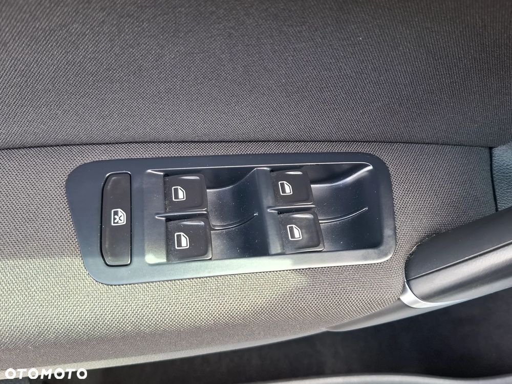 Volkswagen Golf Sportsvan SV 1.4 TSI BMT Comfortline - 15
