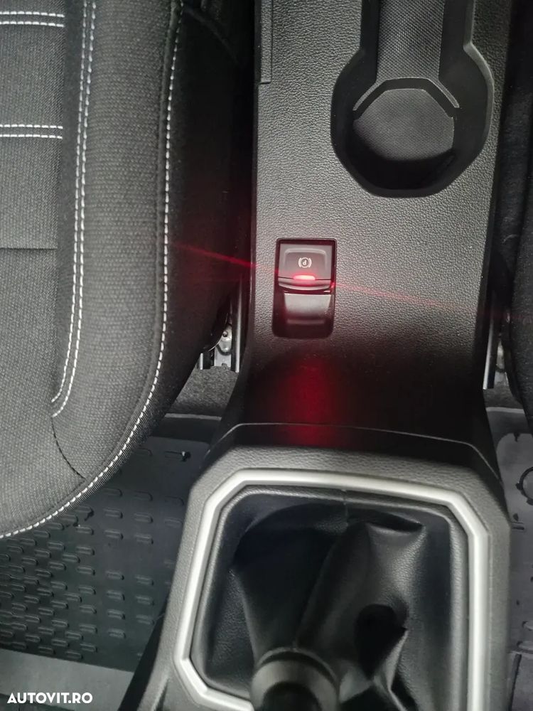 Dacia Logan ECO-G 100 MT6 Journey - 9