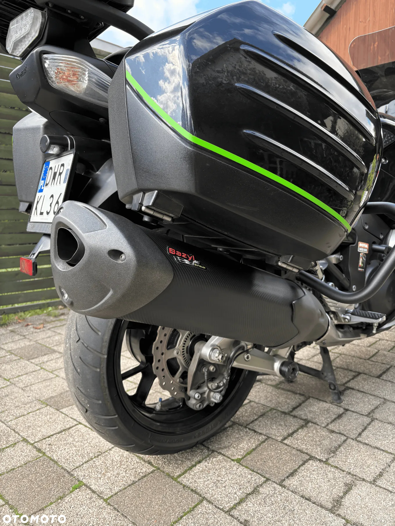 Kawasaki GTR - 7