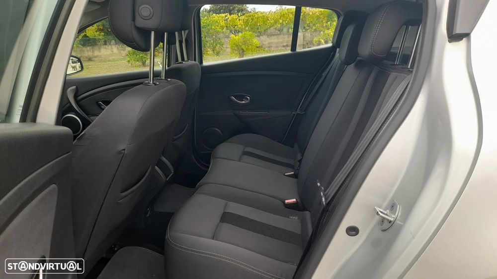 Renault Mégane 1.5 dCi Dynamique - 26