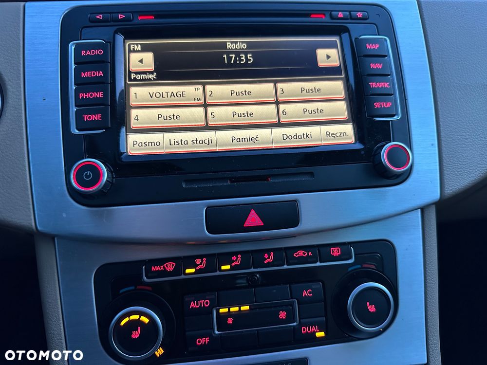 Volkswagen Passat Variant 2.0 TDI BlueMotion Technology Trendline - 32