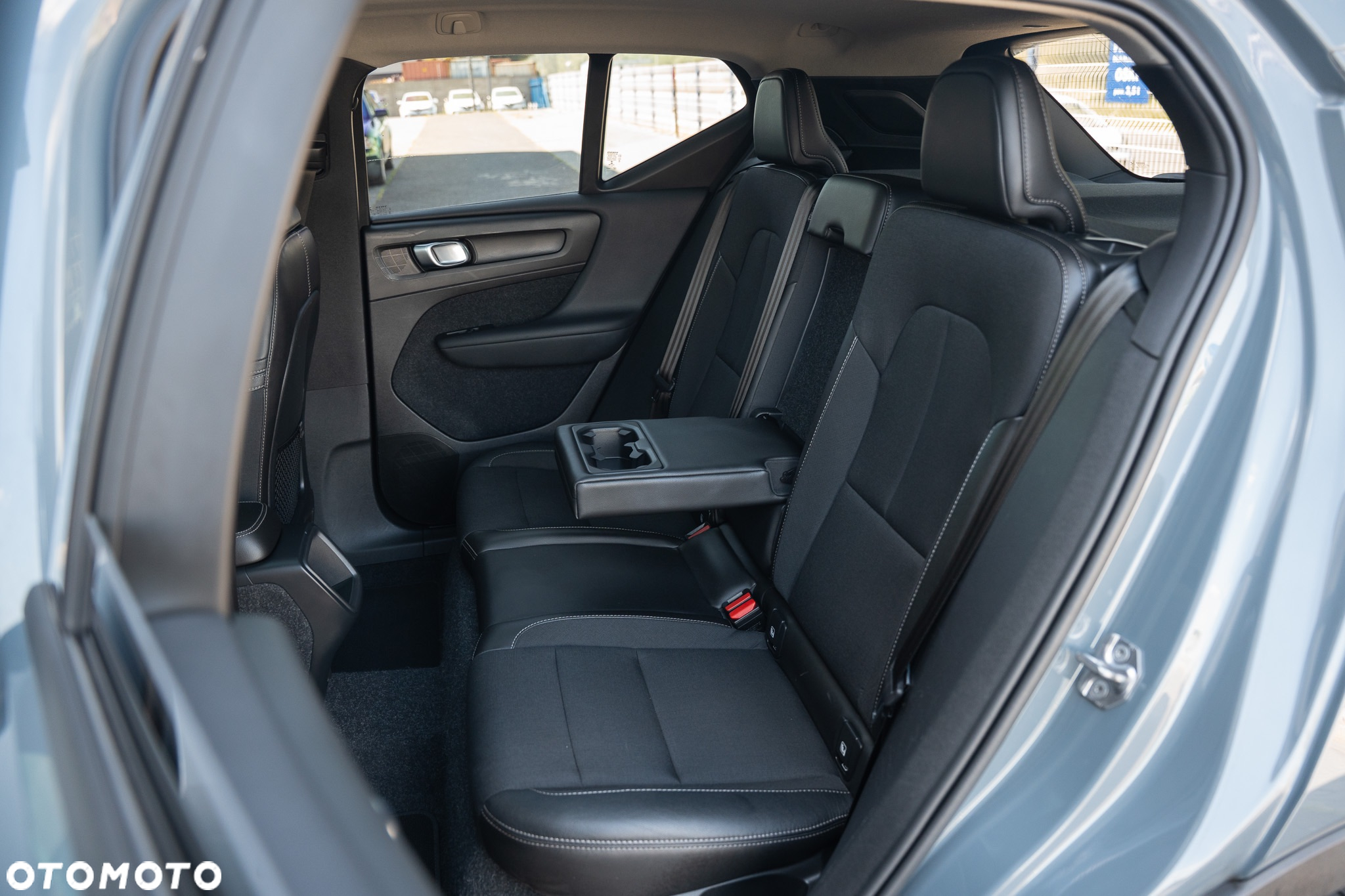 Volvo XC 40 D3 Momentum Pro - 35