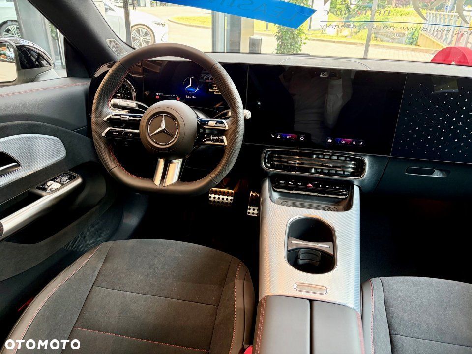 Mercedes-Benz CLA - 5