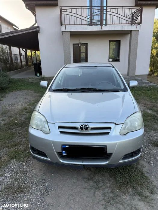 Toyota Corolla - 1