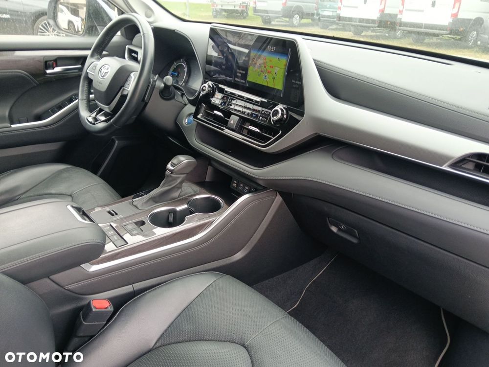 Toyota Highlander - 10