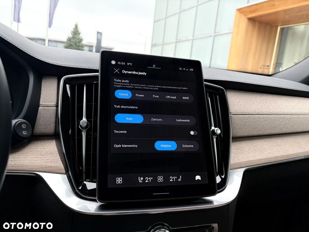 Volvo XC 90 T8 AWD Plug-In Hybrid Plus Bright 7os - 13