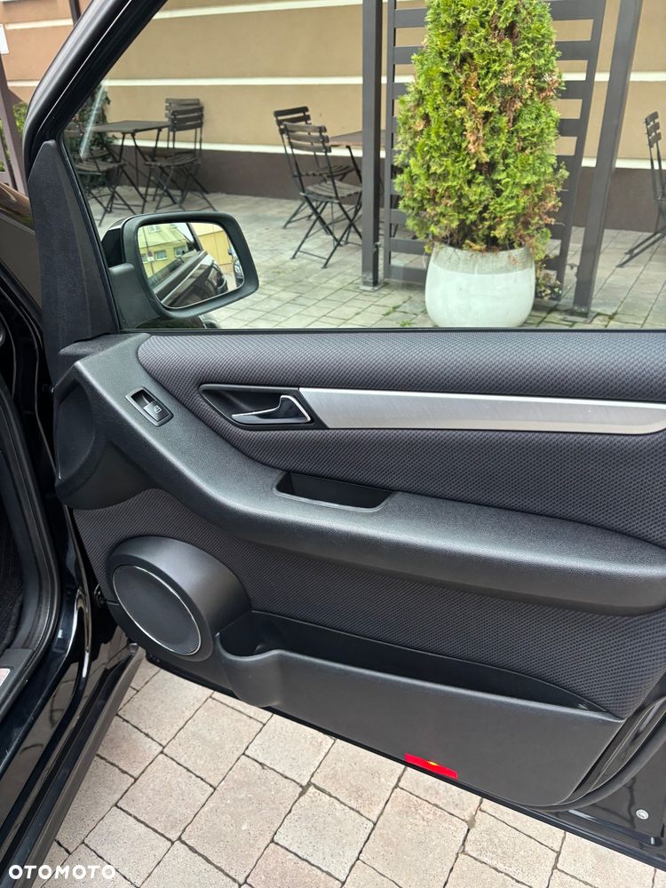 Mercedes-Benz Klasa A 170 Avantgarde Edition 10 - 19