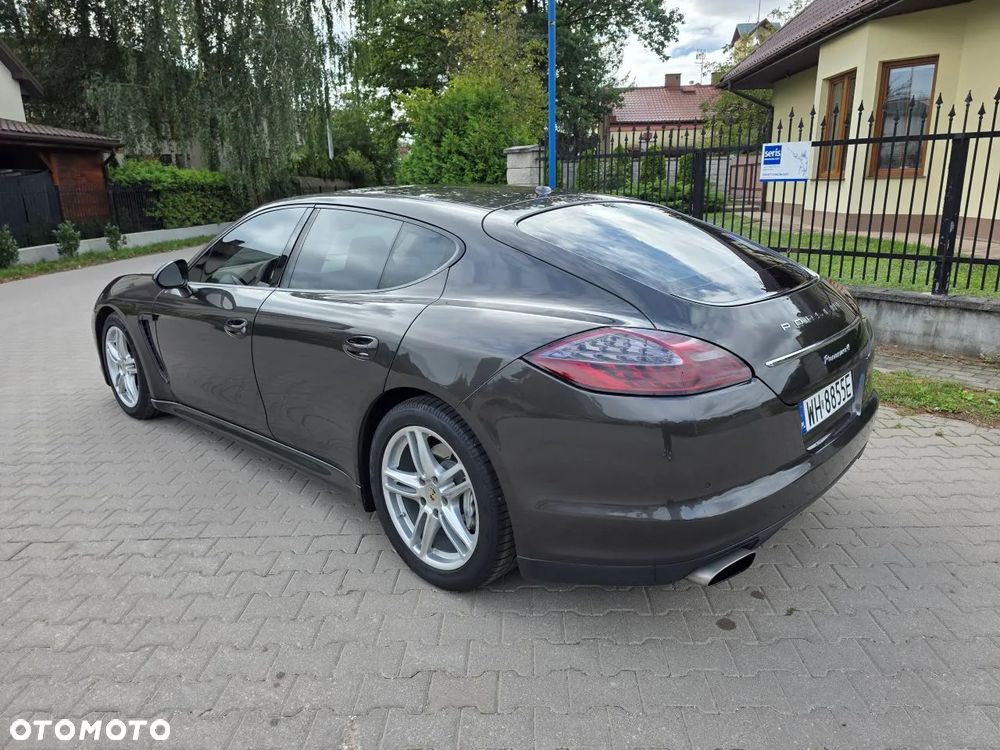 Porsche Panamera 4 PDK - 5