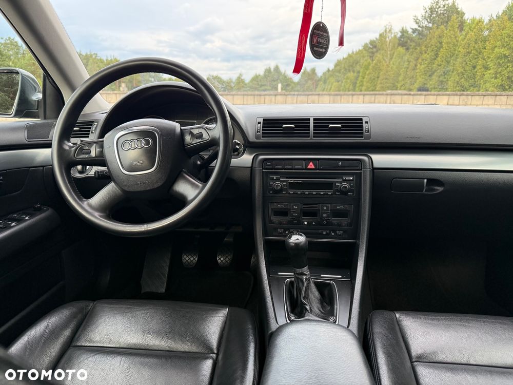 Audi A4 Avant - 26