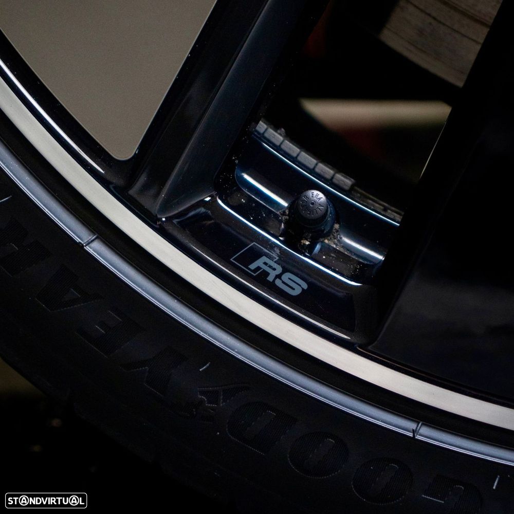 Audi RS e-tron GT quattro - 11