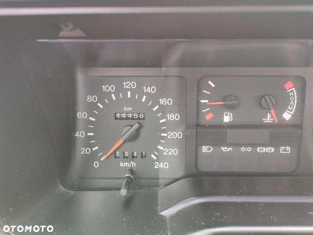 Ford Sierra 1.6 CL - 17