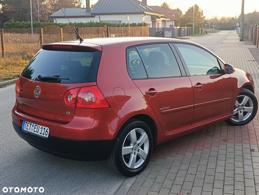 Volkswagen Golf 1.6 United - 6