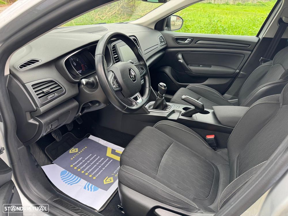 Renault Mégane - 19