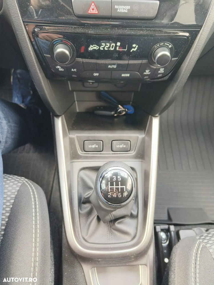 Suzuki Vitara 1.4 Boosterjet AllGrip MHEV Passion - 15