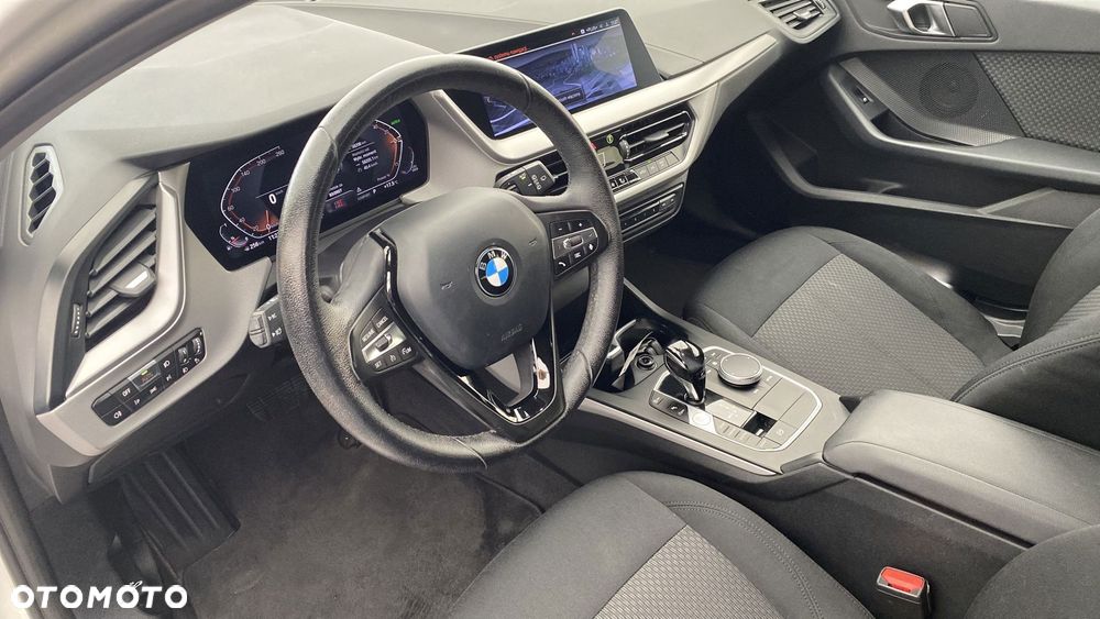 BMW Seria 1 118i Advantage - 10