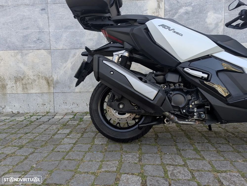 Honda ADV 350 - 6