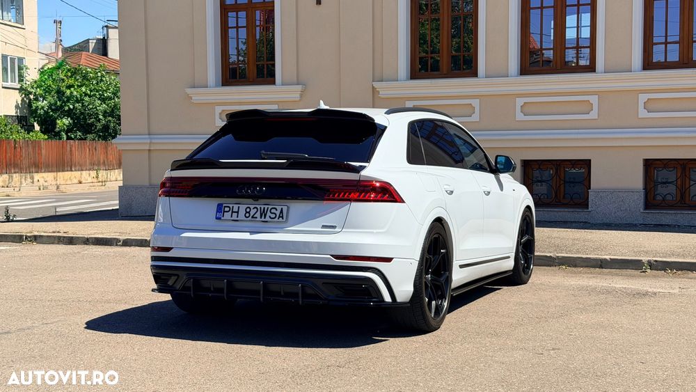 Audi Q8 3.0 55 TFSI e quattro Tiptronic - 4