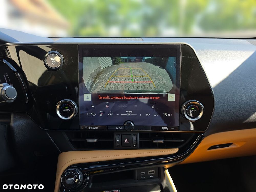 Lexus NX 350h Prestige 2WD - 16