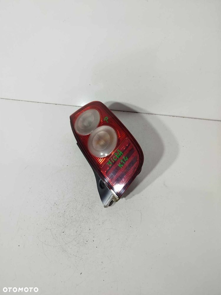 LAMPA PRAWA TYLNA NISSAN MICRA K12 03-10 - 3