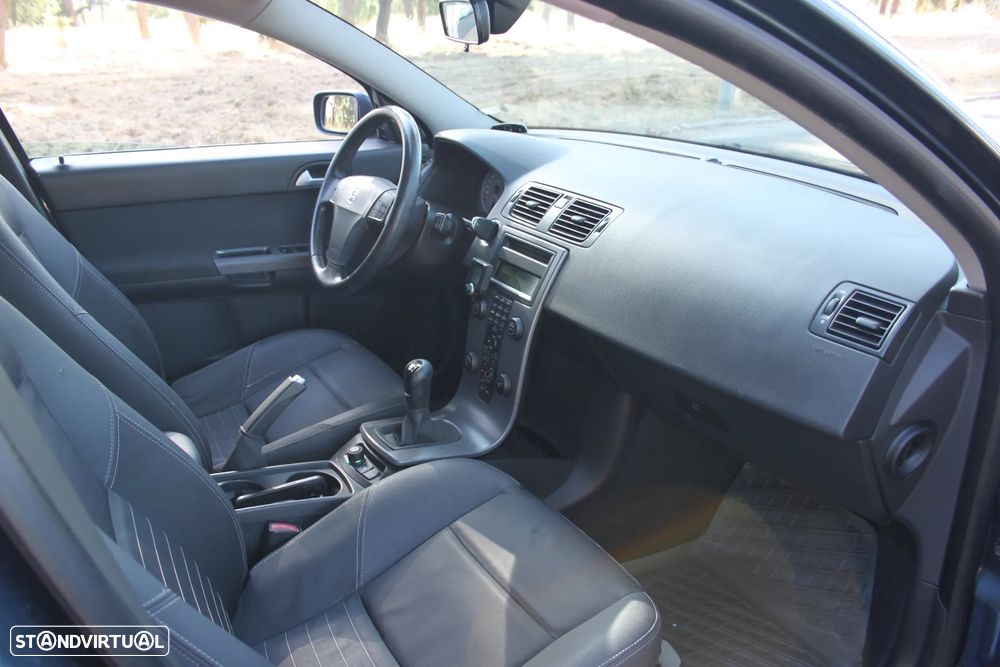 Volvo V50 2.0 D Nível 2 - 16