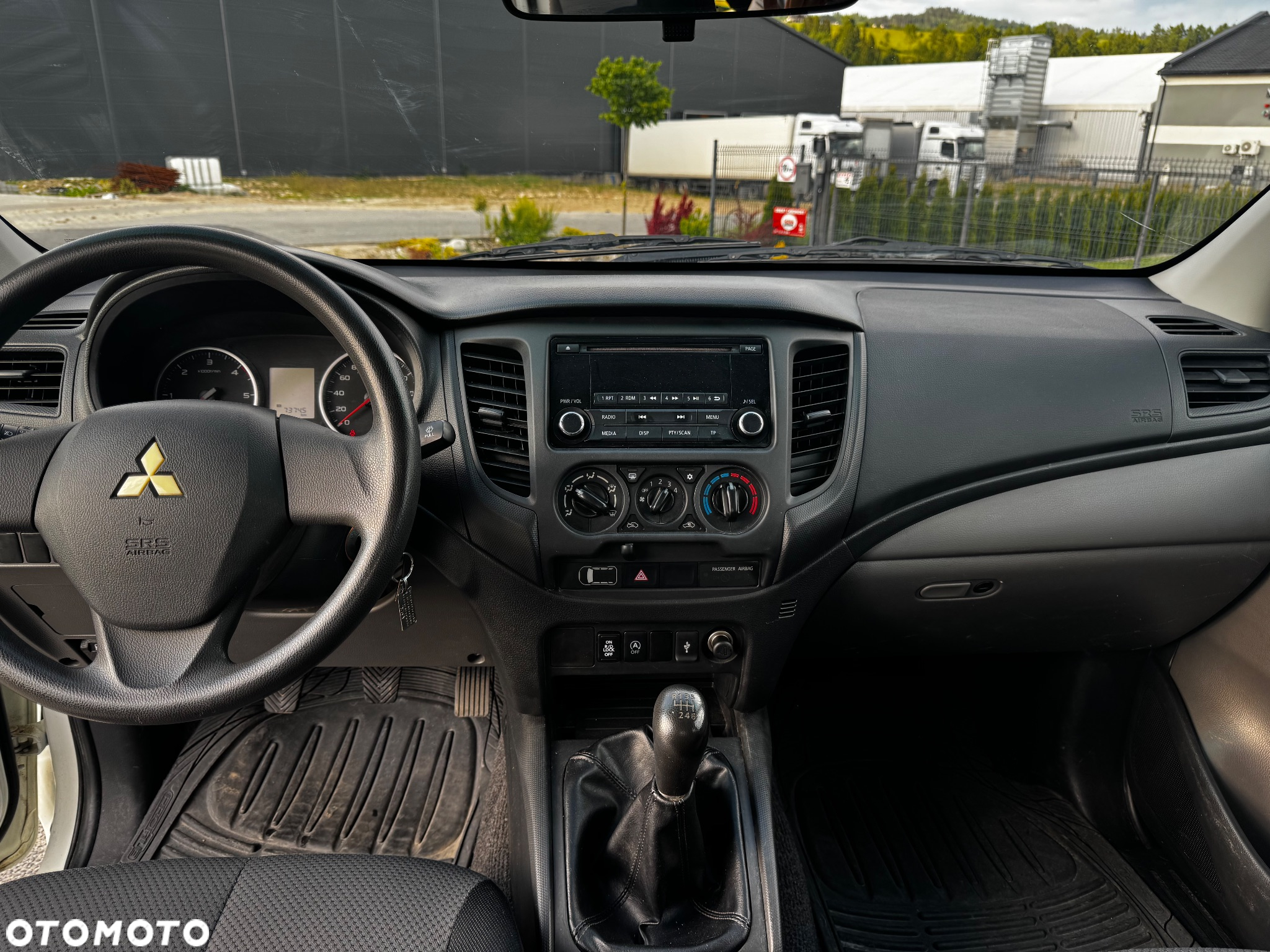 Mitsubishi L200 2.4 d CC Invite - 10