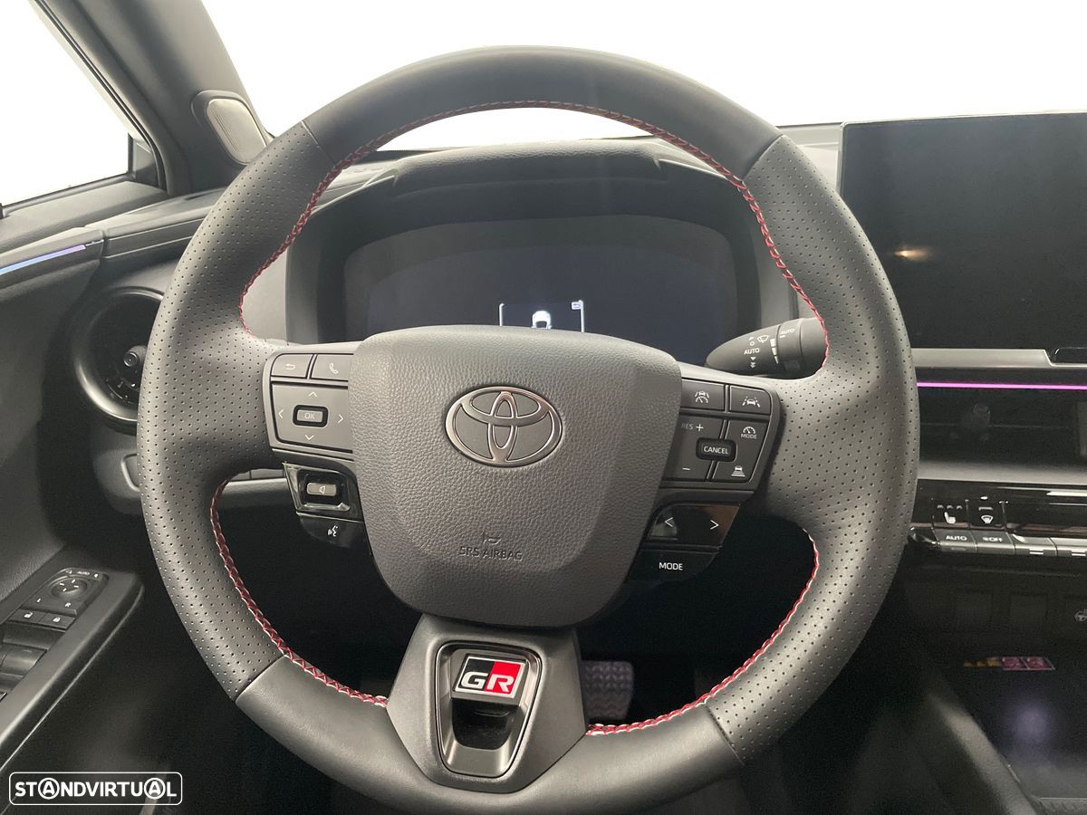 Toyota C-HR - 5