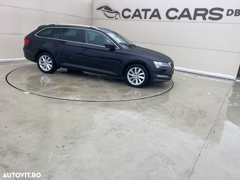 Skoda Superb 2.0 TDI DSG Premium Edition - 19