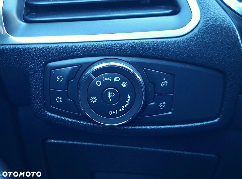 Ford S-Max 2.0 TDCi Titanium PowerShift - 28