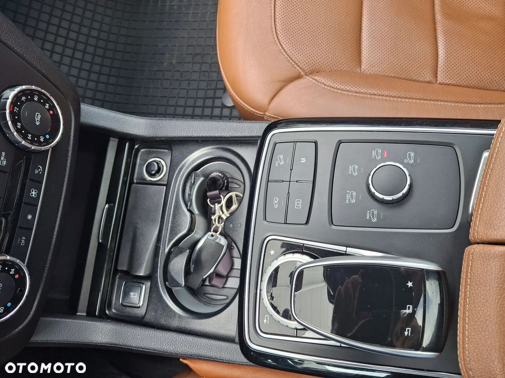 Mercedes-Benz GLE AMG 43 4Matic 9G-TRONIC AMG Line - 27