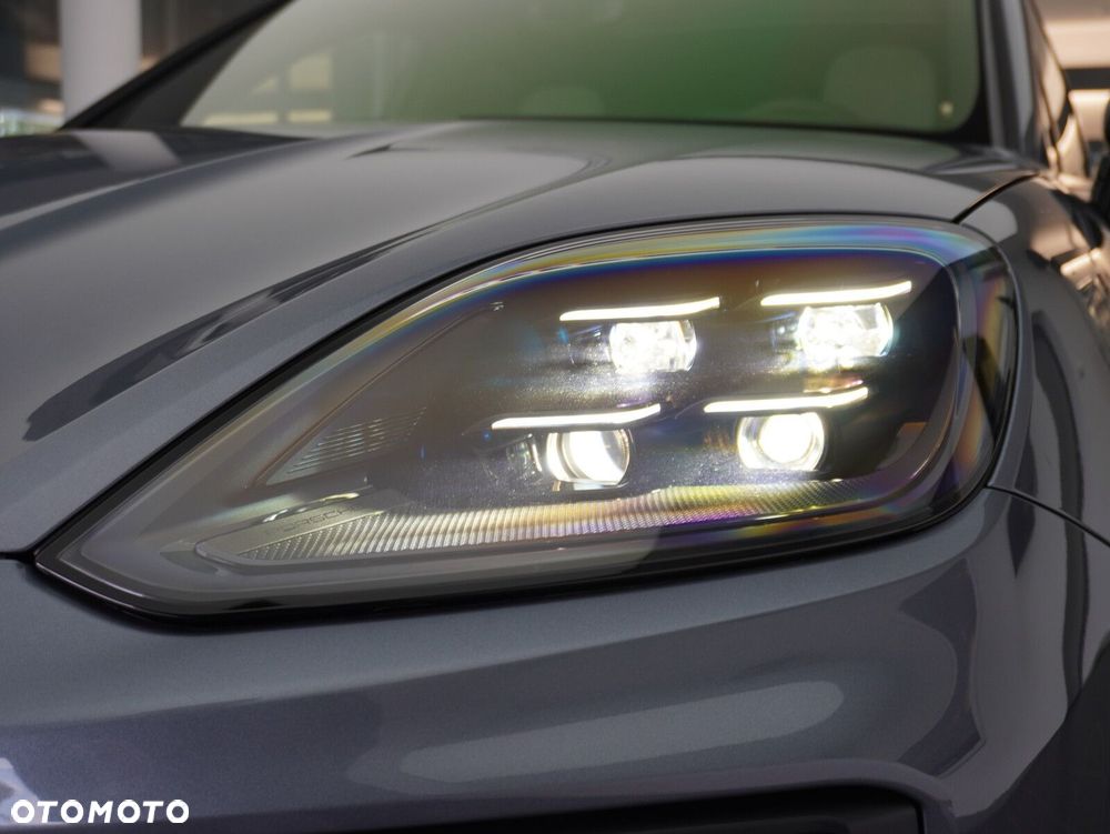 Porsche Cayenne Black Edition - 10