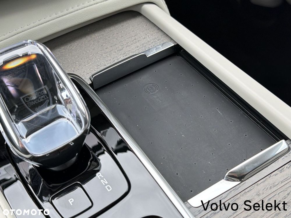 Volvo XC 90 - 35