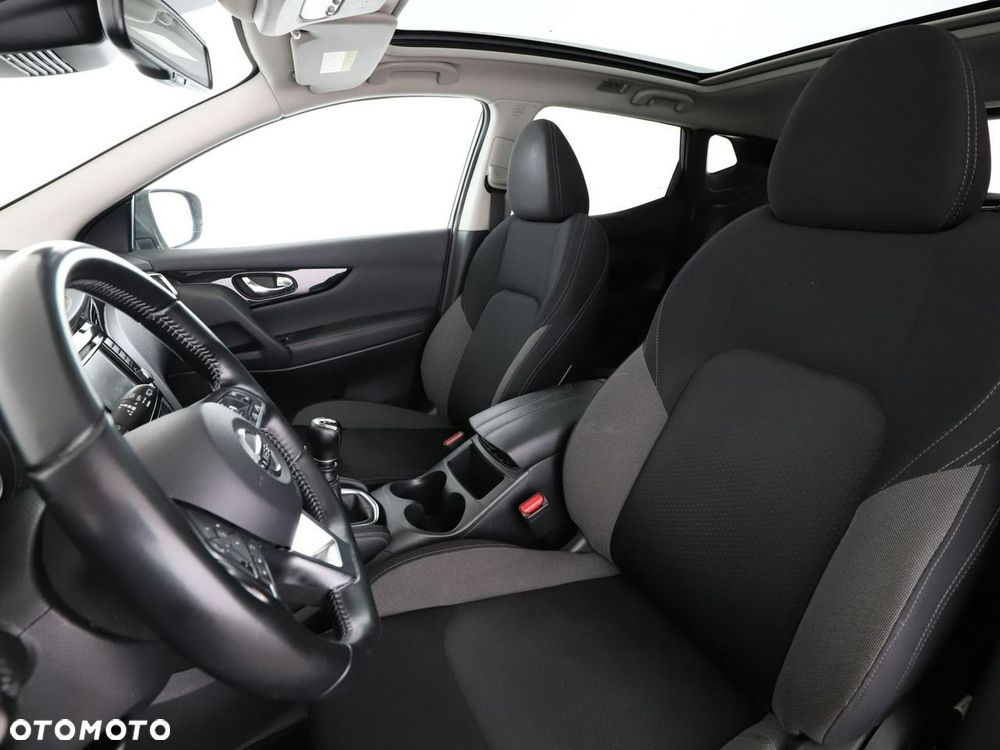 Nissan Qashqai 1.3 DIG-T N-Connecta - 14