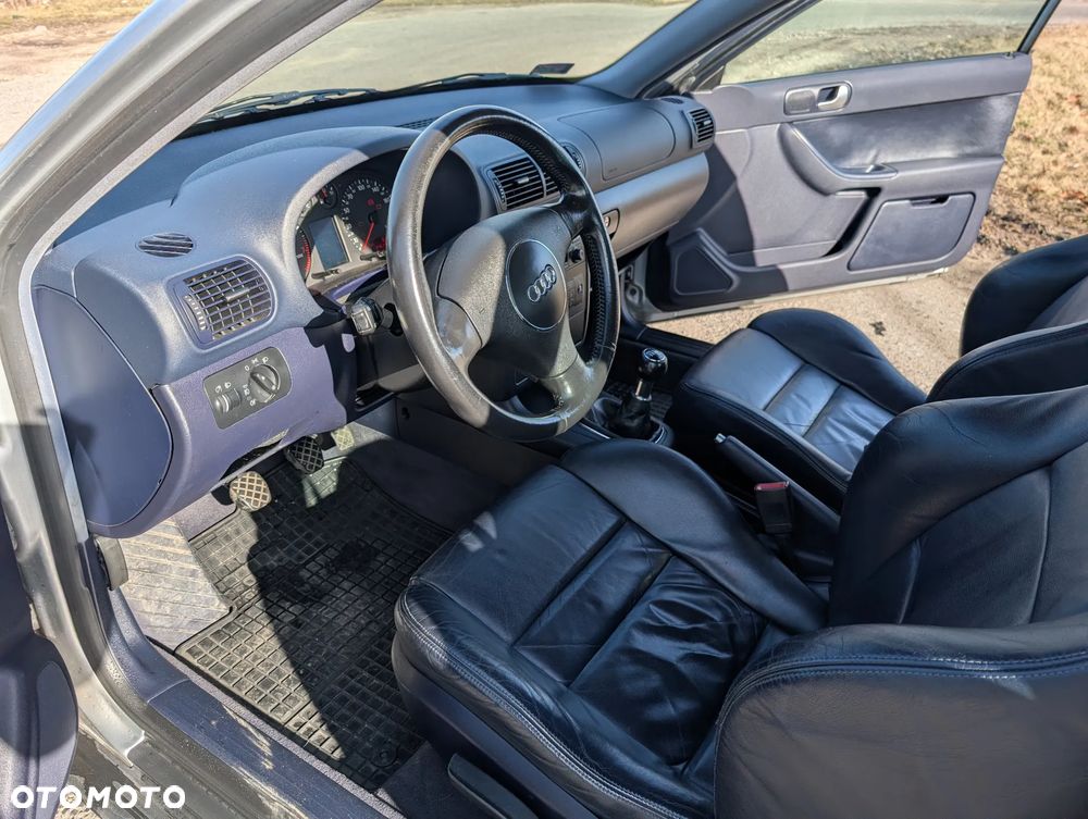 Audi A3 3-drzwiowe 1.8T Ambition - 13