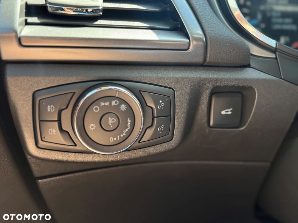 Ford Mondeo 2.0 TDCi STart-Stopp PowerShift-Aut Titanium - 33